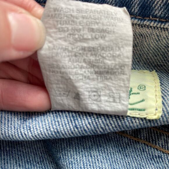 Womens Plus 3X Studded Floral Glitter Distressed Denim Button Trucker Jacket - Picture 7 of 9